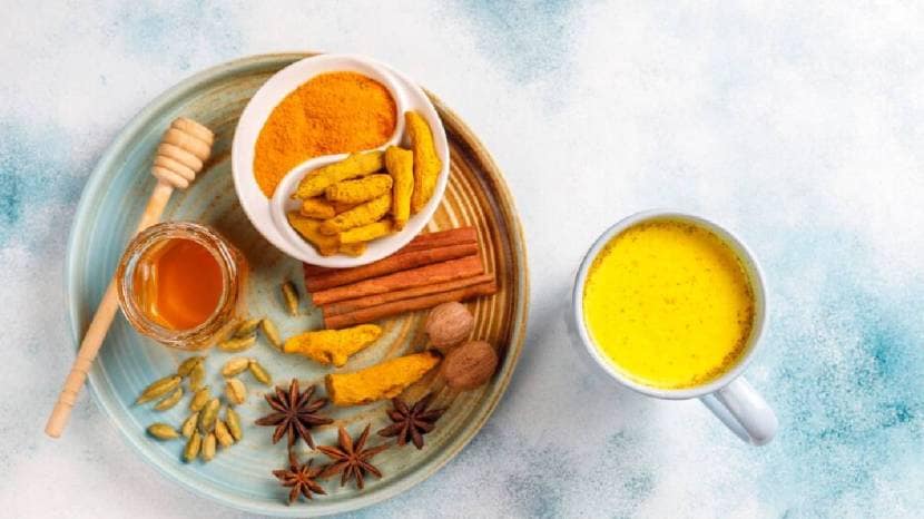 hot turmeric milk benefits