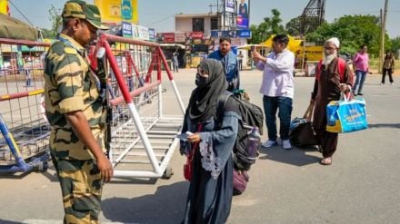 Civilians crossing Attari-Wagah border during repatriation between India and Pakistan