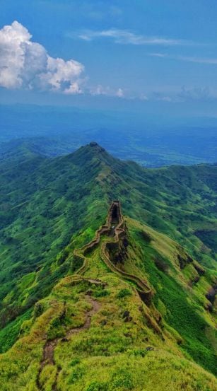 Top 8 Hidden Gems in Maharashtra You Must Visit at Least Once in Your Life