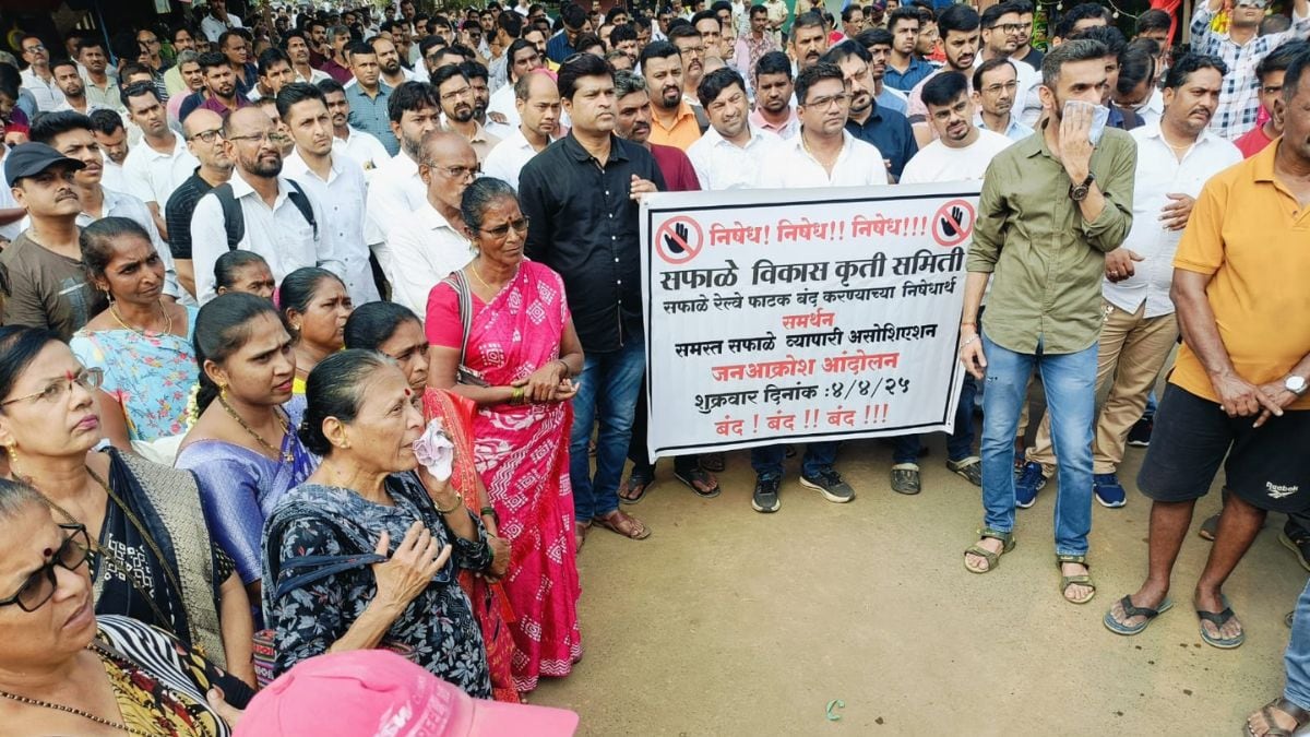 Public outrage movement against gate closure in saphale