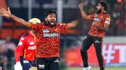 आयपीएलमध्ये पंजाब किंग्स वि. सनरायझर्स हैदराबाद सामन्यात नव्या गोलंदाजाने पदार्पण केले, ज्याने पदार्पणात २ विकेट्स घेतल्या आहेत. सनरायझर्स हैदराबादकडून इशान मलिंगाने आयपीएलमध्ये पदार्पण केले. कर्णधार पॅट कमिन्सने नाणेफेकीदरम्यान माहिती दिली. मलिंगाने प्लेइंग इलेव्हनमध्ये कामिंदू मेंडिसची जागा घेतली. पण हा इशान मलिंगा नेमका आहे तरी कोण? (फोटो-Sunrisers Hyderabad)