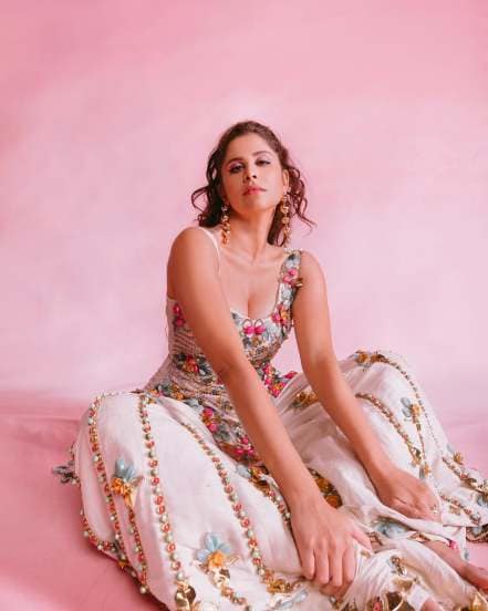 Sai tamhankar new hot photoshoot