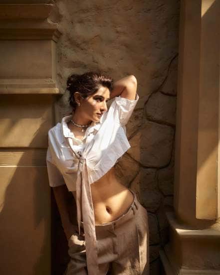 marathi actress neha khan hot look photoshoot