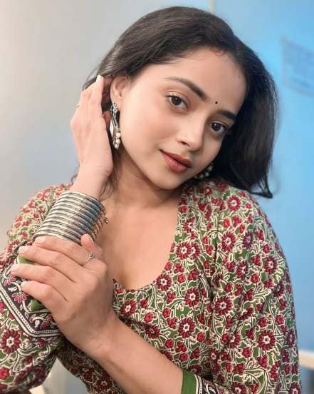 Shivali Parab Saree Look Photoshoot