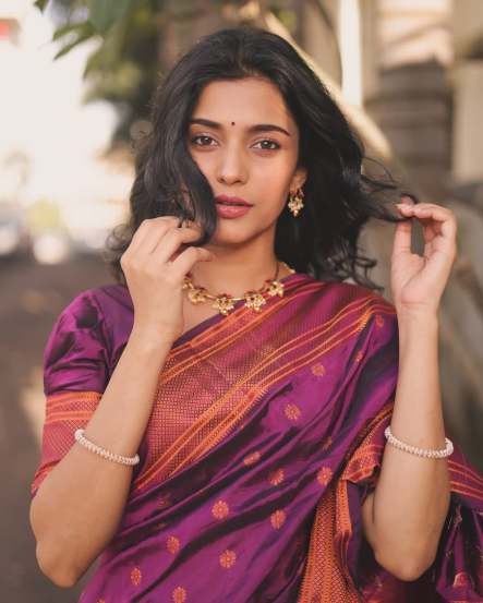 Shivani Mundhekar Beach Photoshoot