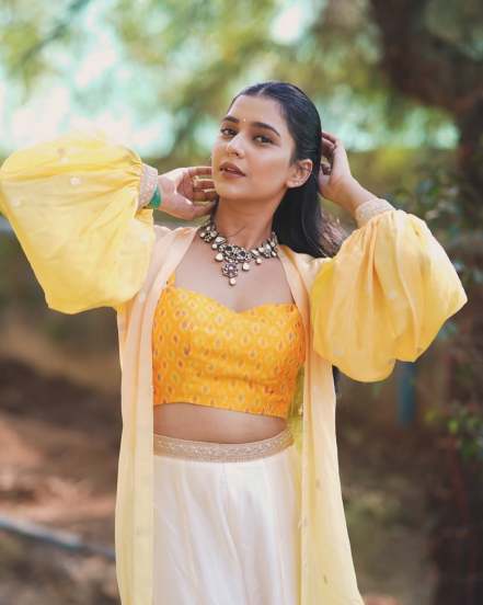 Shivani Mundhekar Yellow Co-Ord Set Look