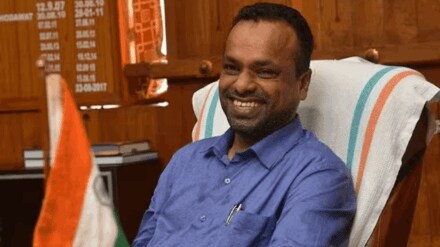 Success Story of b abdul nasar who became ias officer without giving upsc grew up in orphanage in poor family