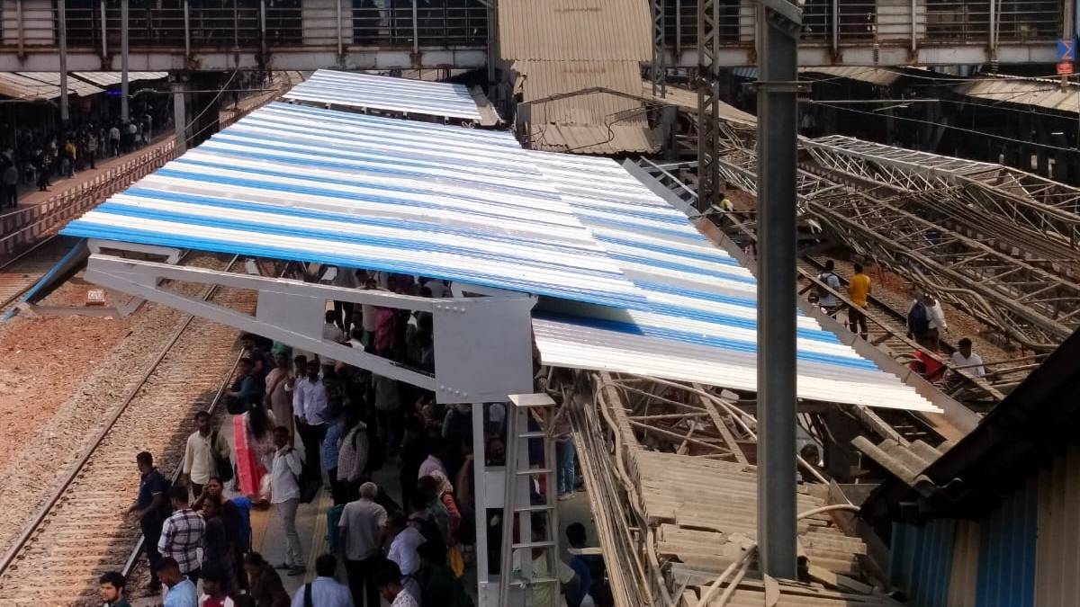 Construction of roof begins at Thane station