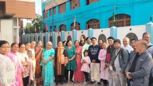 Pahalgam terrorist attack state government arranged two special flights including 30 Tourists from Akola who was staying in Srinagar in fear and tension