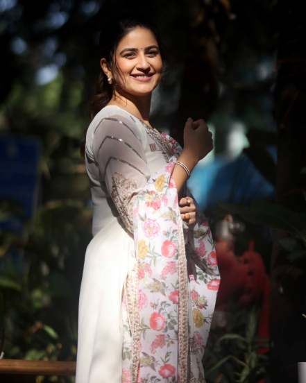 Vaidehi Parashurami White Dress Summer Look