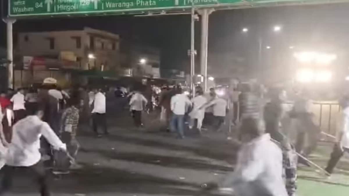 Babasaheb Ambedkar Jayanti , Akola, dispute