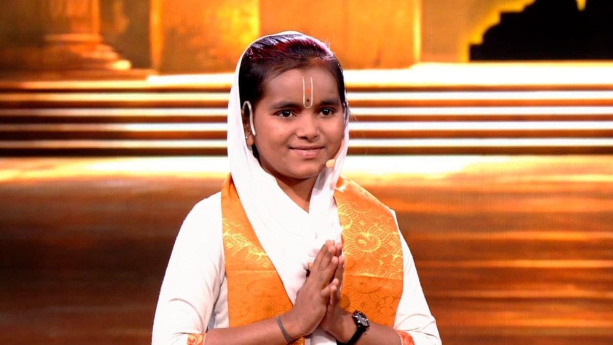 Kirtan in Banjara language of child kirtan singer Yashasvitai Aade won hearts