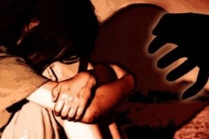 Nagpur father sexually abused his daughter for five years tired of fathers harassment girl ran away from home