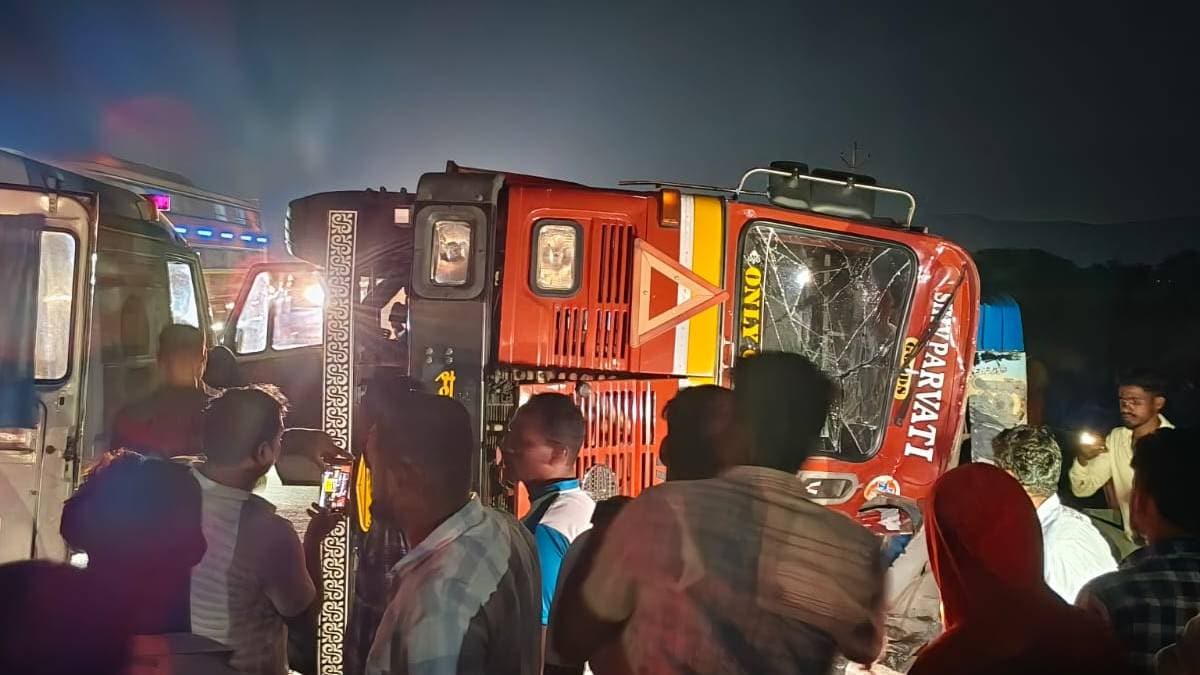 Tanker accident near Khandala satara news