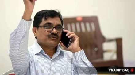 Anand Teltumbde foreign visit news in marathi