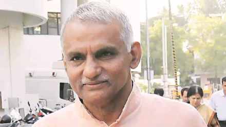 social activist dr prakash amte news in marathi