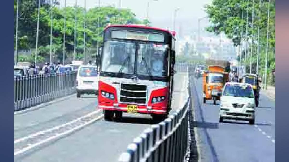 Bus Rapid Transport traffic jam in Pune print news