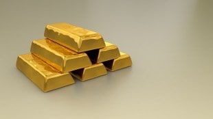 gold prices crossed rs 1 lakh during wedding season but have since begun falling