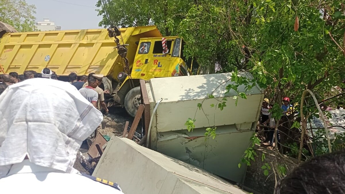 Nagpur tipper truck accident