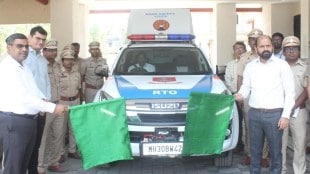 akola road safety vision vehicle