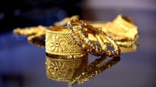 pune jewellery shop fake theft