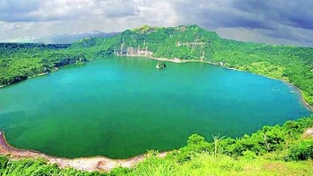 leaf crows Lonar Lake death