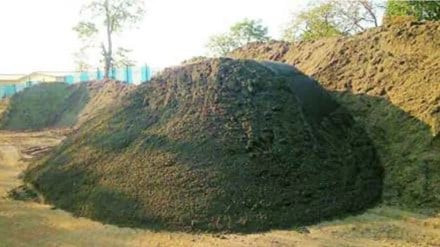 tumsar illegal sand mining case revenue minister chandrashekhar bawankule