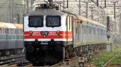 आपत्कालीन साखळी ओढणाऱ्या ४६३ जणांवर कारवाई