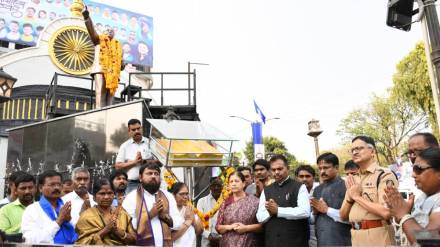 Parbhani constitution replica news in marathi