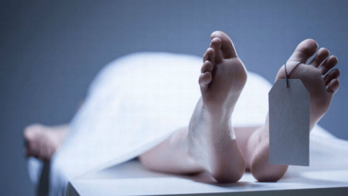 Dombivli a woman died after a burning diva vaat fell on her caused severe burns