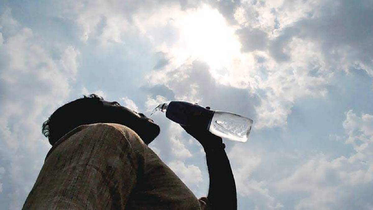 Mumbai records 36 degrees Celsius temperature for second consecutive day  Mumbai
