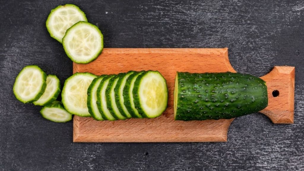 cucumber | cucumber benefits | how to choose sweet cucumber | cucumber buying tips | cucumber buying tricks | kadwa kheera pahchanne ke upay