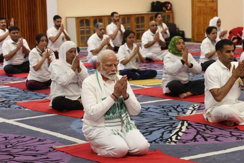  Narendra Modi Sleep Trick