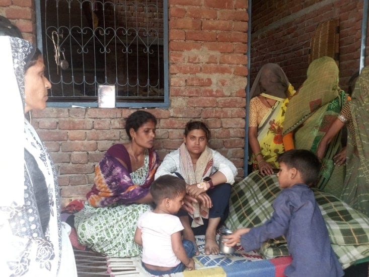 Daughter disowns mother