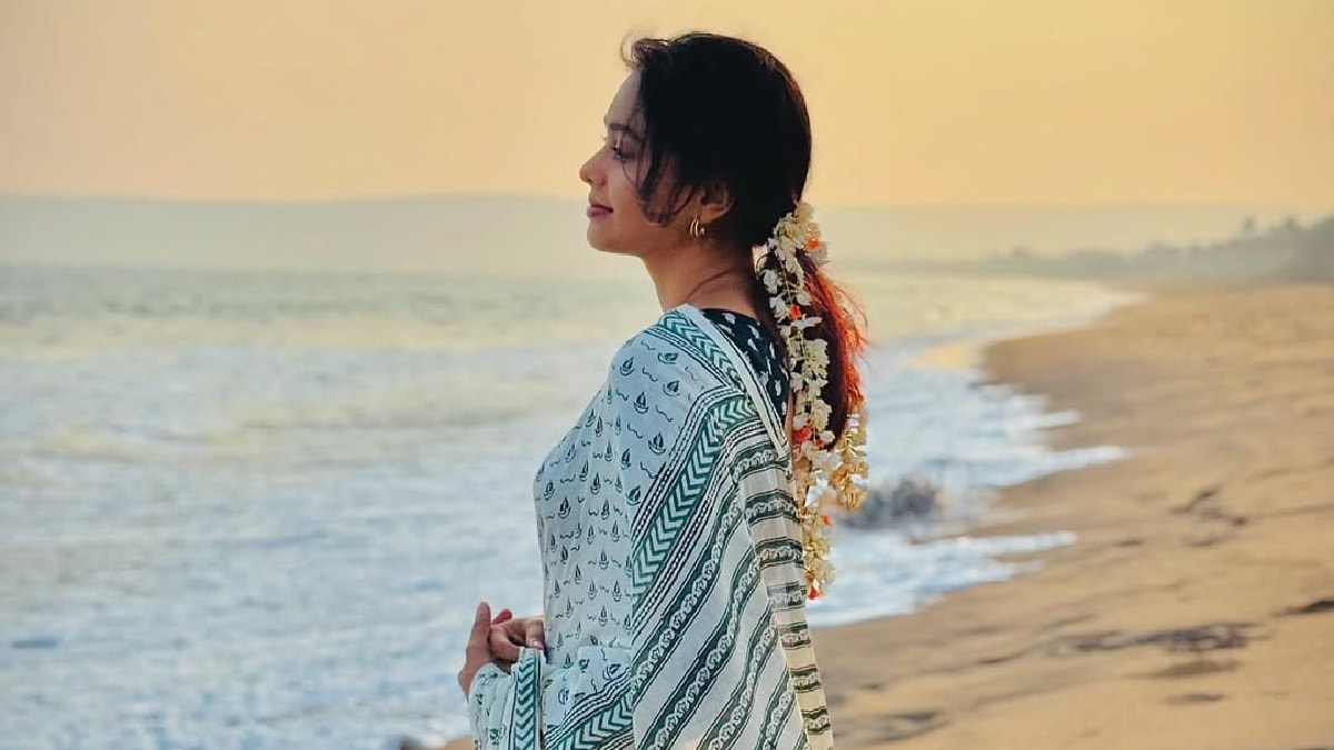kumkum bhagya serial fame mugdha chaphekar and husband ravish desai seprated from each other