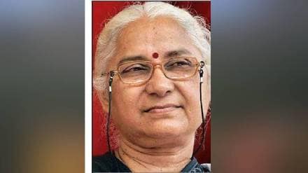 medha Patkar demanded bhimnagar residents should get houses on site and be given proper justice