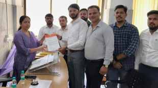 Marathi ban in Thane district english medium schools news in marathi