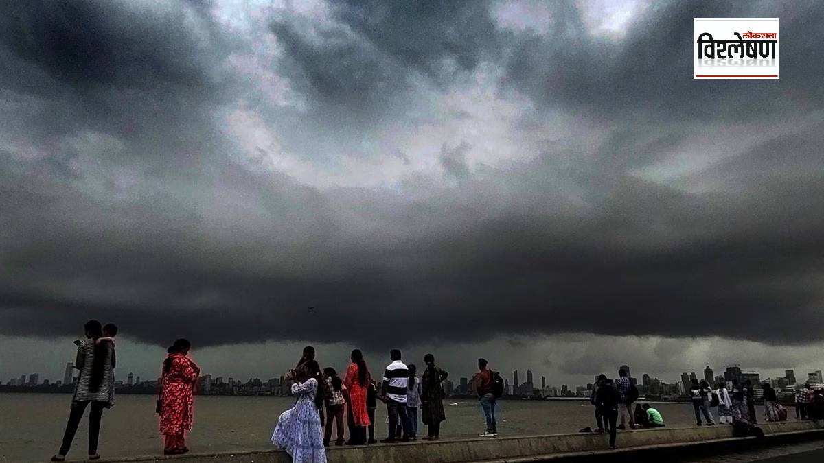 rain falling in Mumbai is unseasonal or summeी