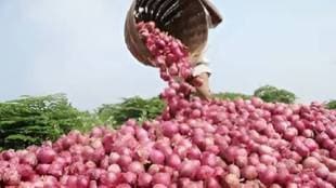 nashik case has been registered against four traders for cheating an onion producer from Chirai in Baglan taluka