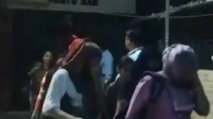 police raid against ladies bar Ulhasnagar KDMC employees caught in action