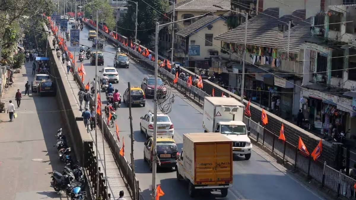 Prabhadevi bridge closed for shivadi Worli elevated road work mumbai print news