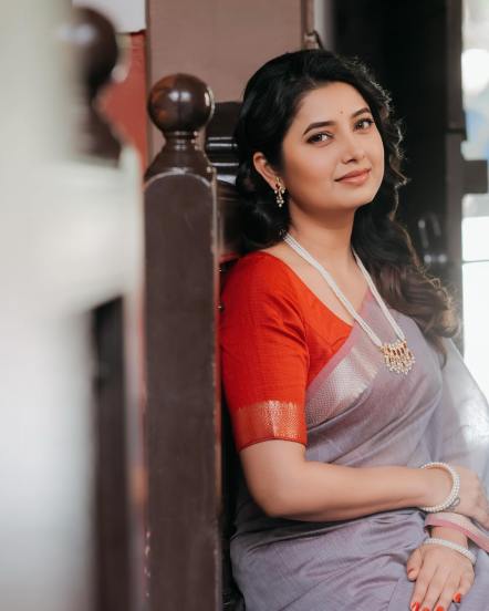 अभिनेत्री प्राजक्ता माळी