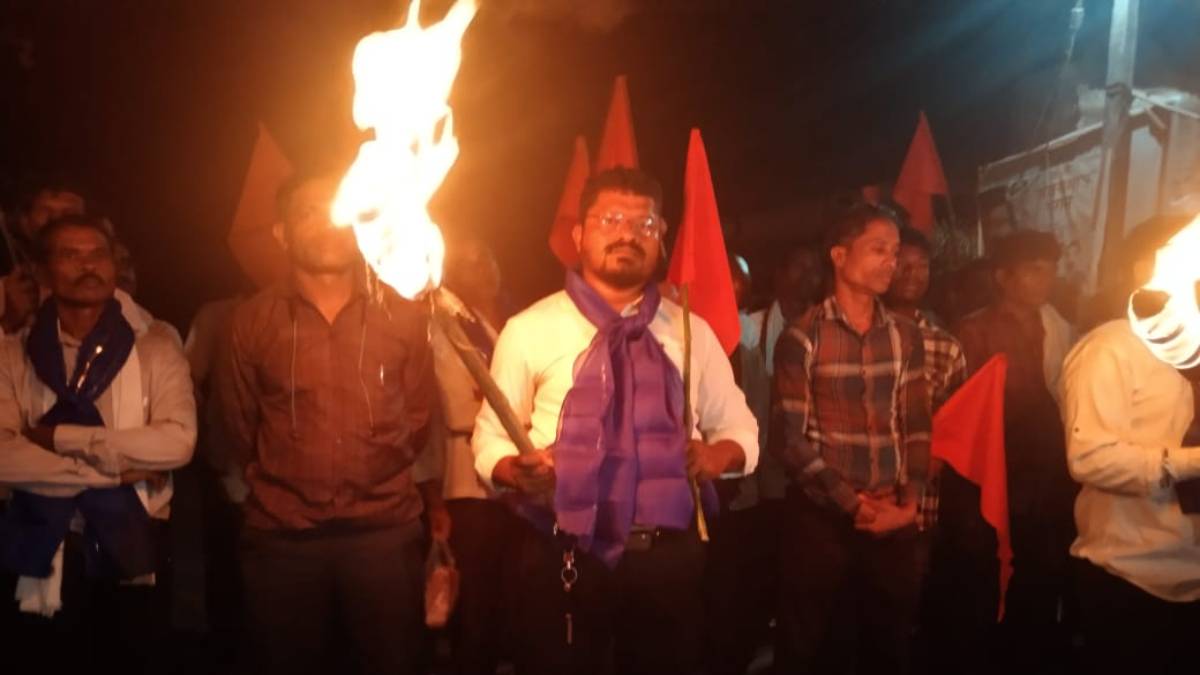 prahar activists and farmers agitation in front of mla house