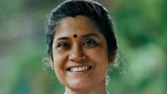 renuka shahane is Atheist