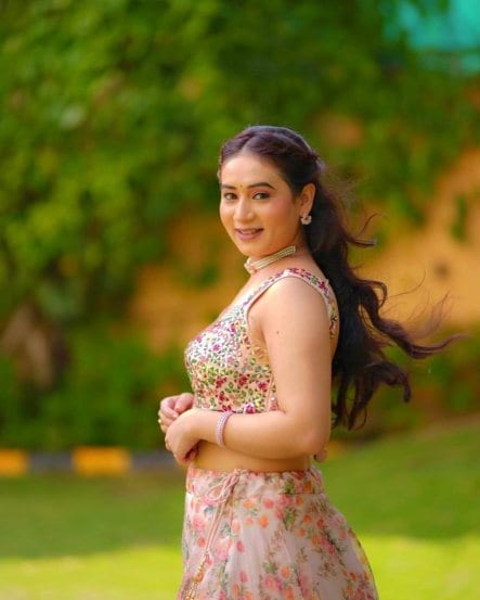 marathi actress ruhi taru tie knot in pune