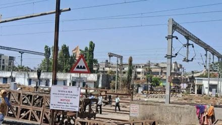 Citizens of Navali and Saphale have to take long rout to travel daily due to gate closure