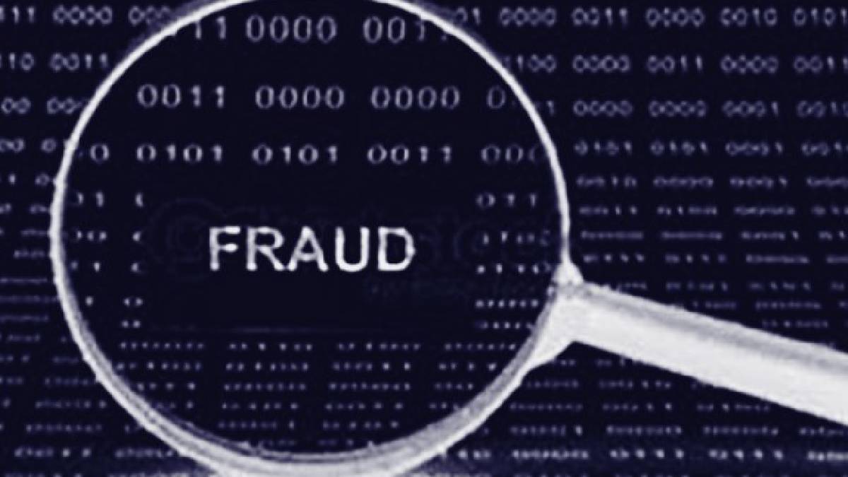 Dombivli Three people defrauded over Rs 1 crore share market investment Two arrested