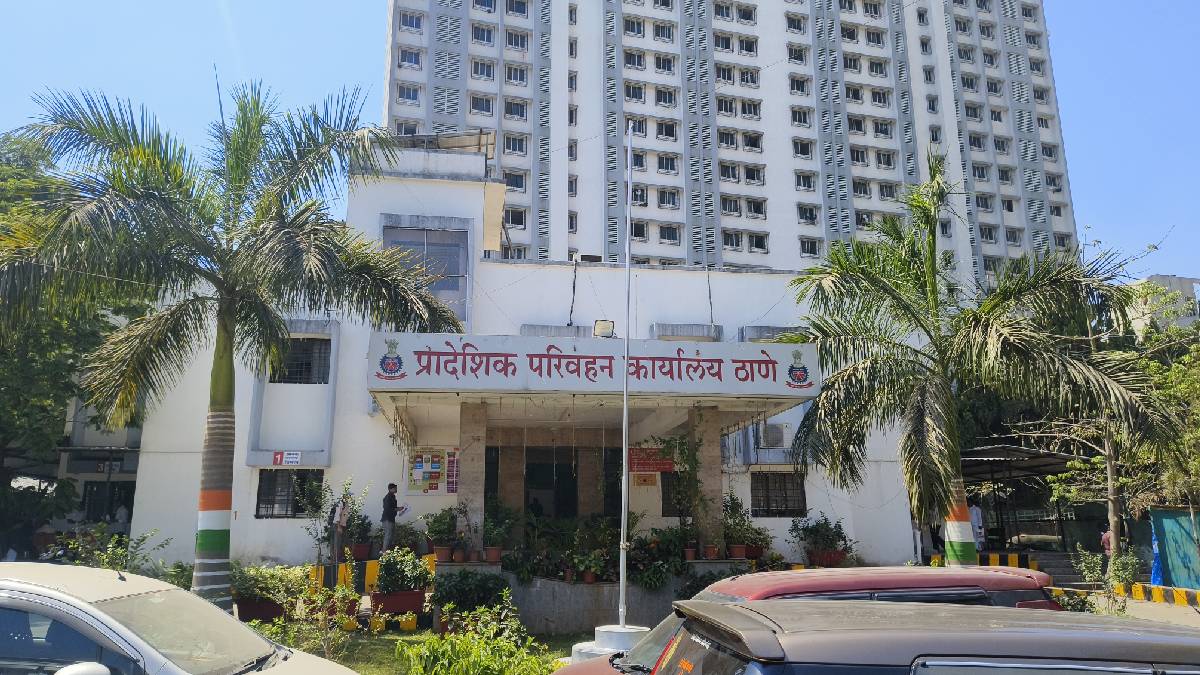 Thane district five and a half lakh vehicles registered two and a half years RTO