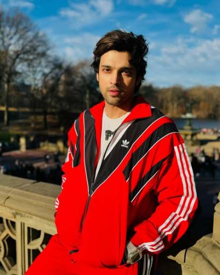who is parth samthaan who replaced shivaji satam in cid 2