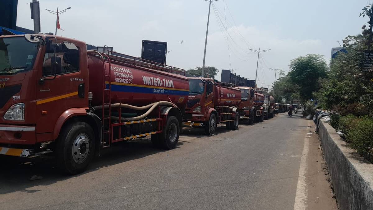 First day of tanker owners strike against central regulations Mumbai print news